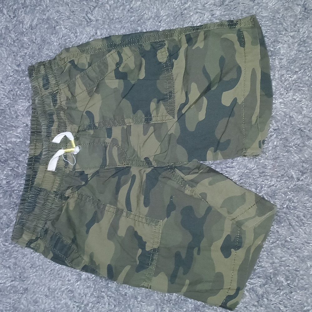 GAP boy shorts